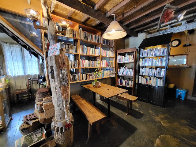 Bohol Book Cafe