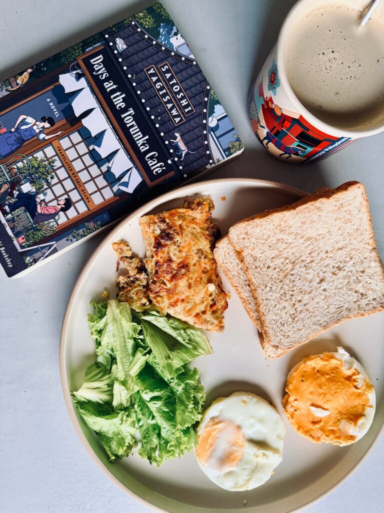 About Days at the Torunka Cafe